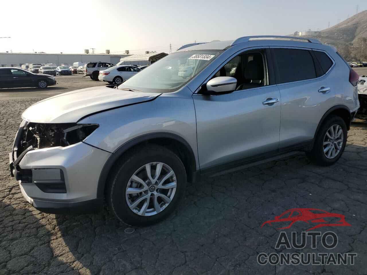 NISSAN ROGUE 2020 - KNMAT2MTXLP541144