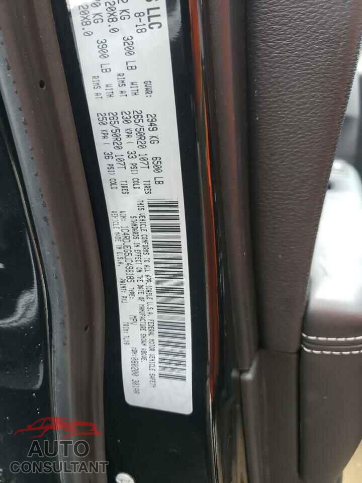 DODGE DURANGO 2018 - 1C4RDJEG5JC498185