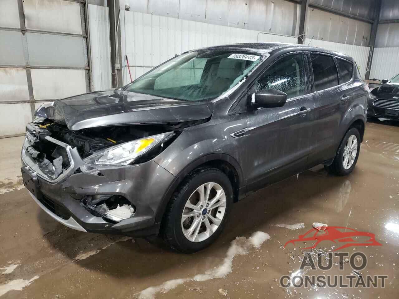 FORD ESCAPE 2017 - 1FMCU9GD5HUA14698