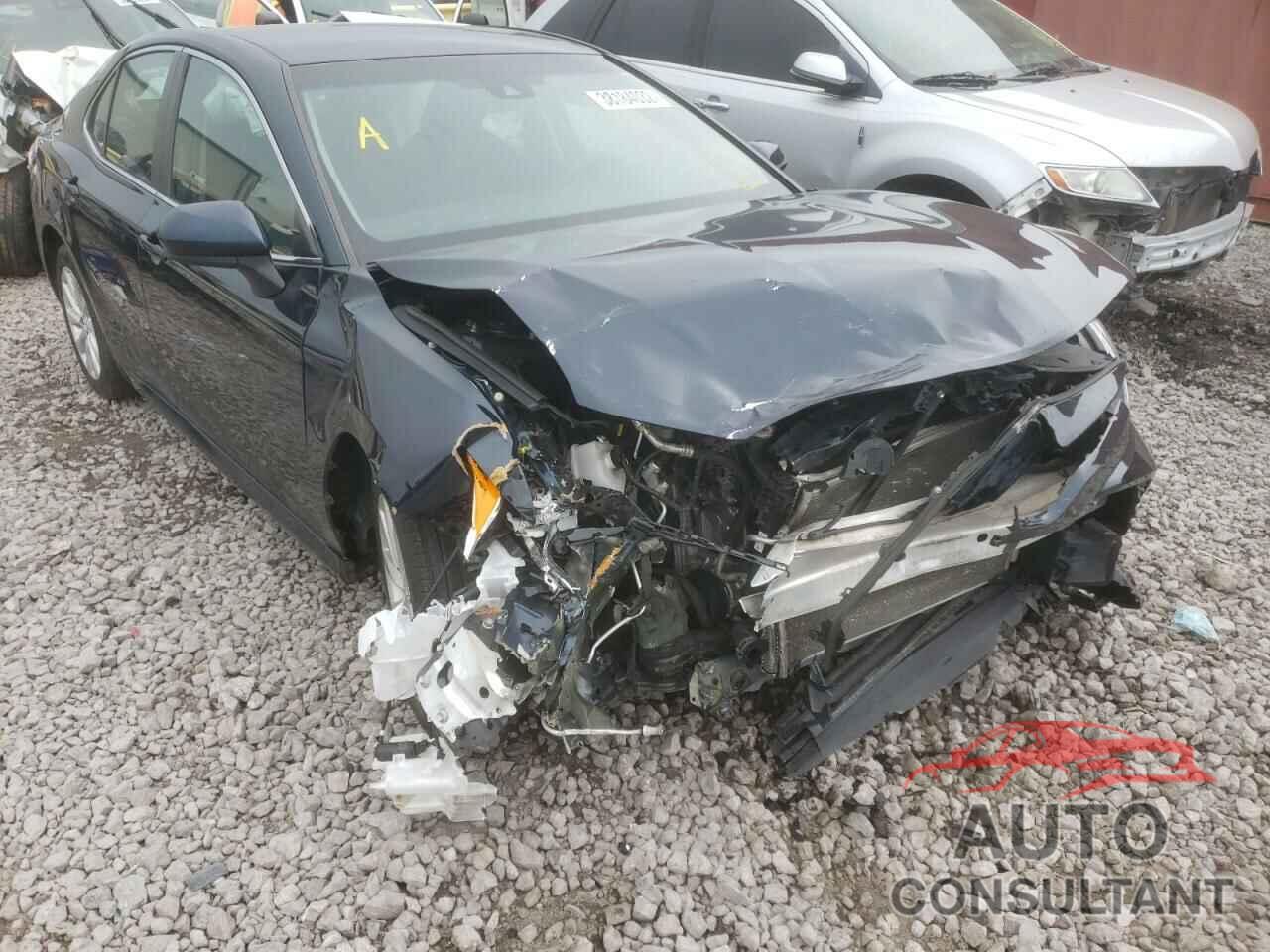 TOYOTA CAMRY 2018 - 4T1B11HK6JU616731