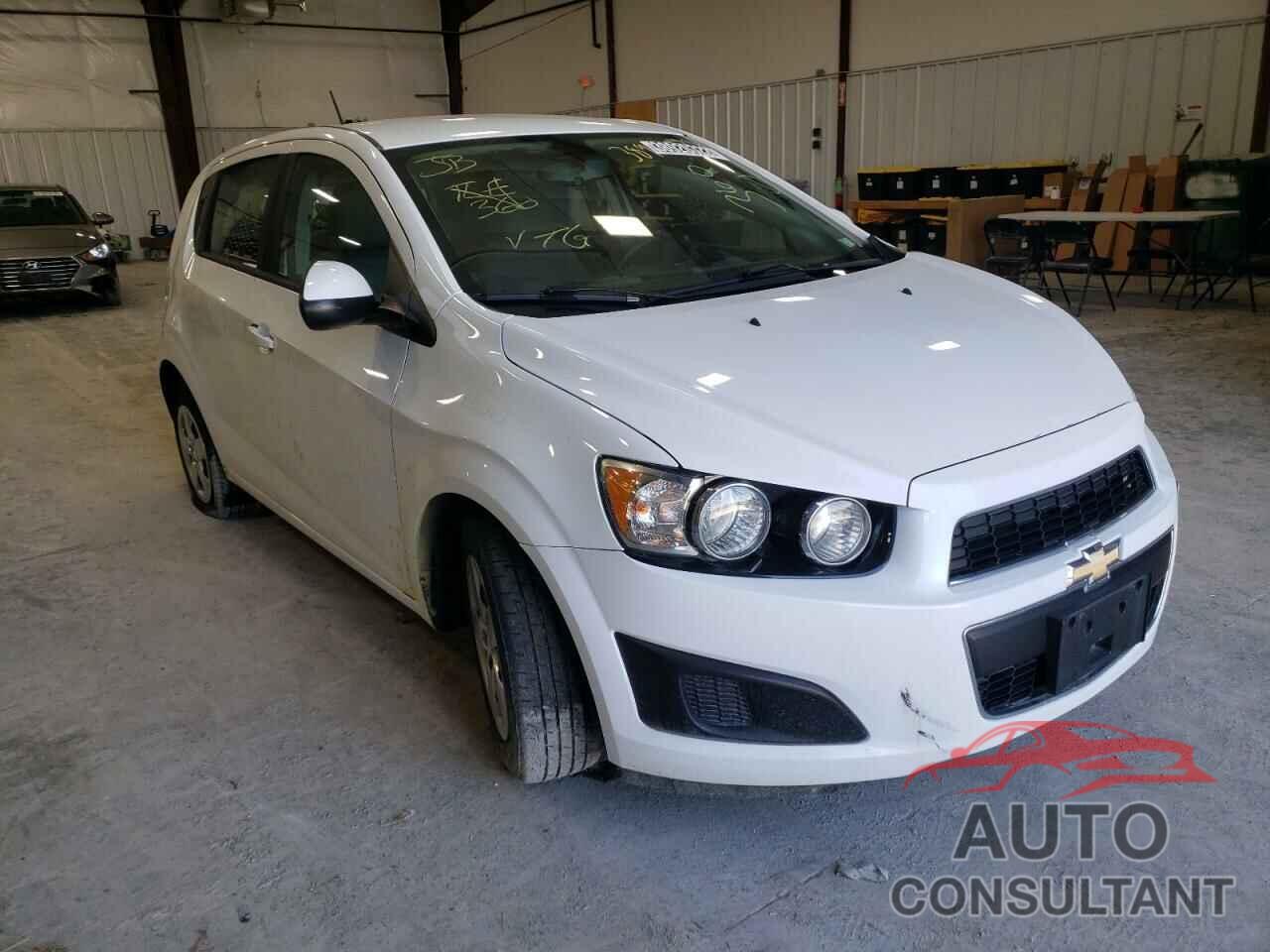 CHEVROLET SONIC 2016 - 1G1JA6SHXG4106023