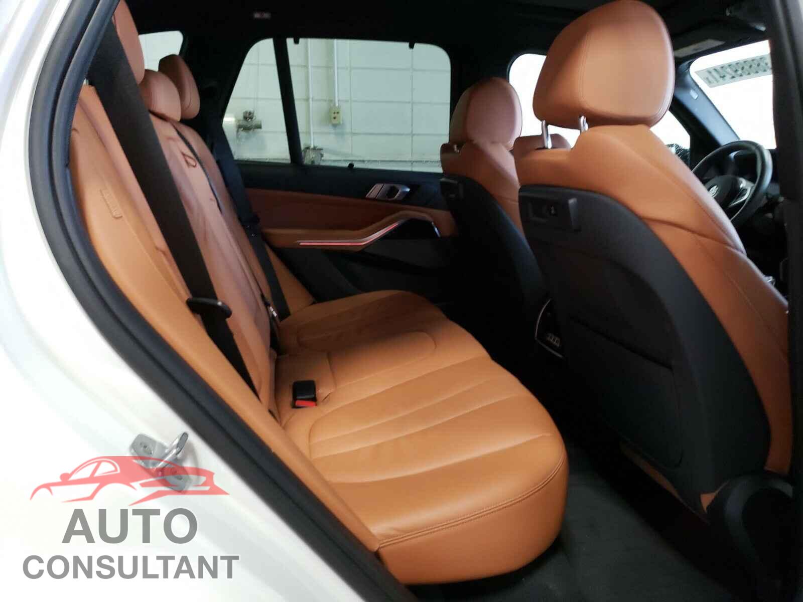 BMW X5 2019 - 5UXCR6C5XKLL01940