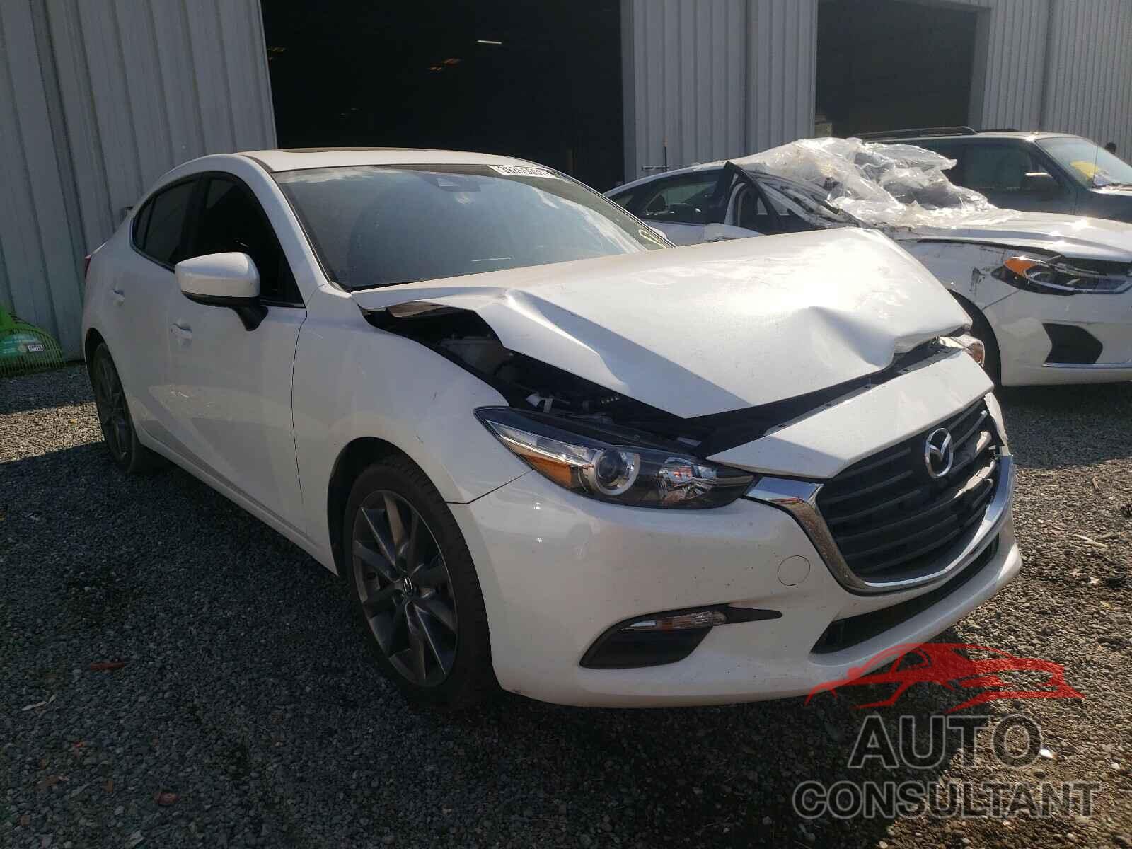 MAZDA 3 2018 - 3MZBN1V31JM193497