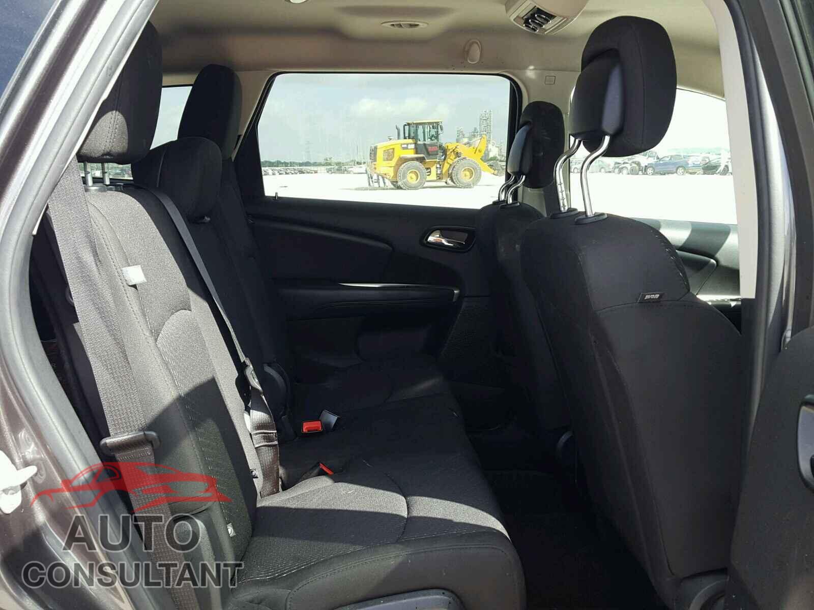 DODGE JOURNEY SE 2017 - 3C4PDCAB2HT684214