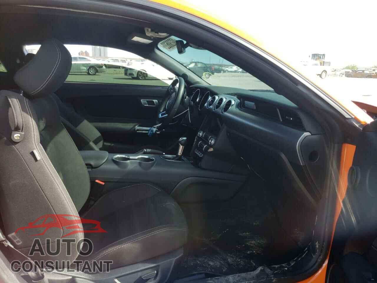 FORD MUSTANG 2021 - 1FA6P8CF4M5151863