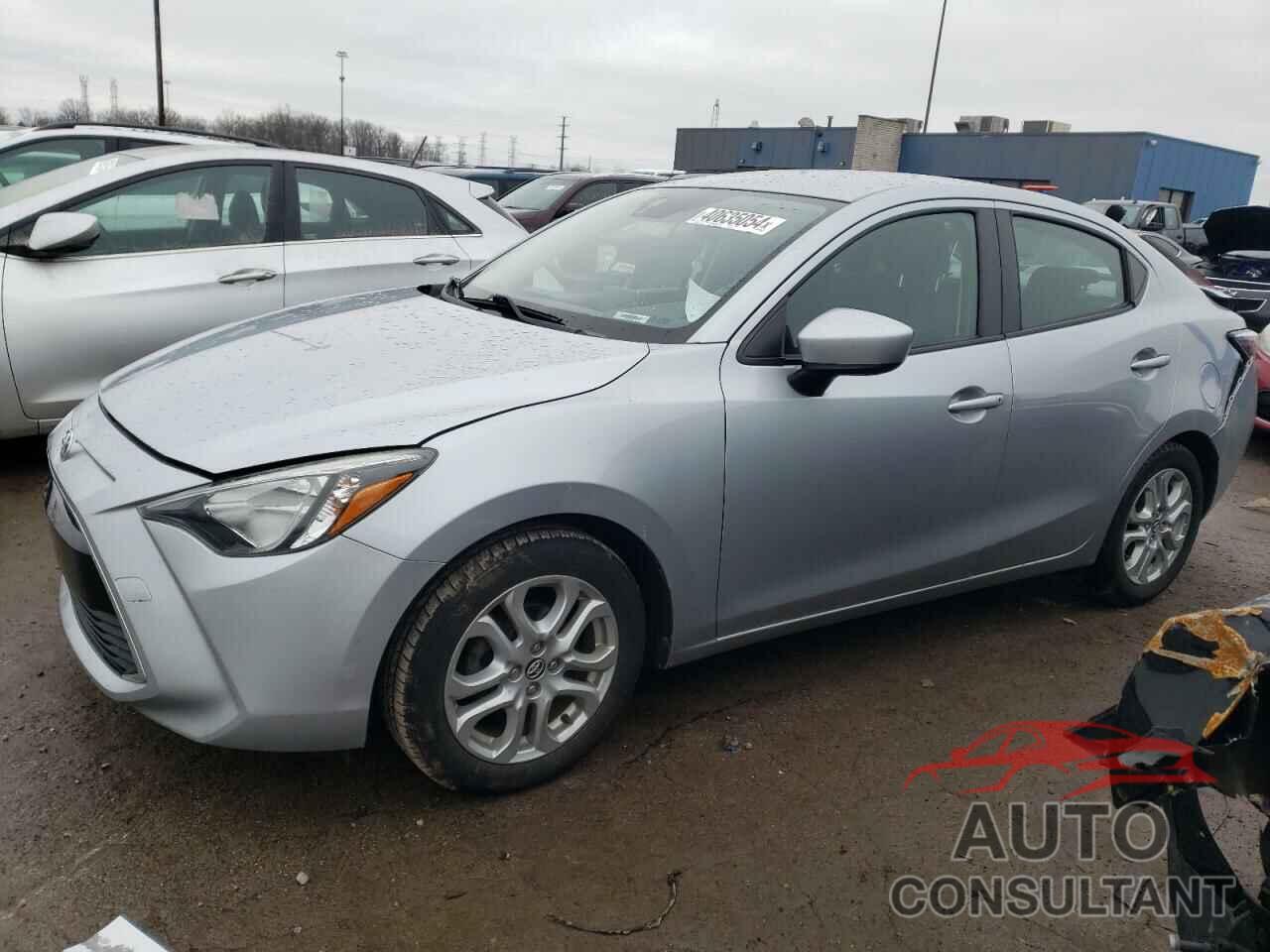 TOYOTA YARIS 2018 - 3MYDLBYV1JY327035