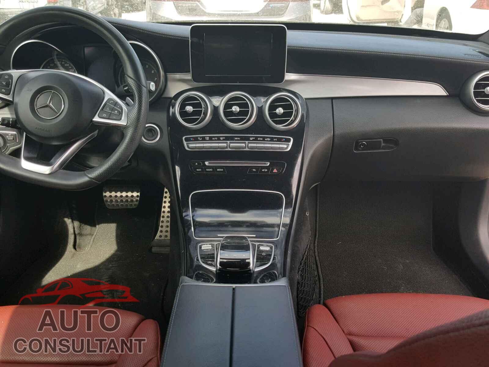 MERCEDES-BENZ C CLASS 2015 - 55SWF4JB9FU088409