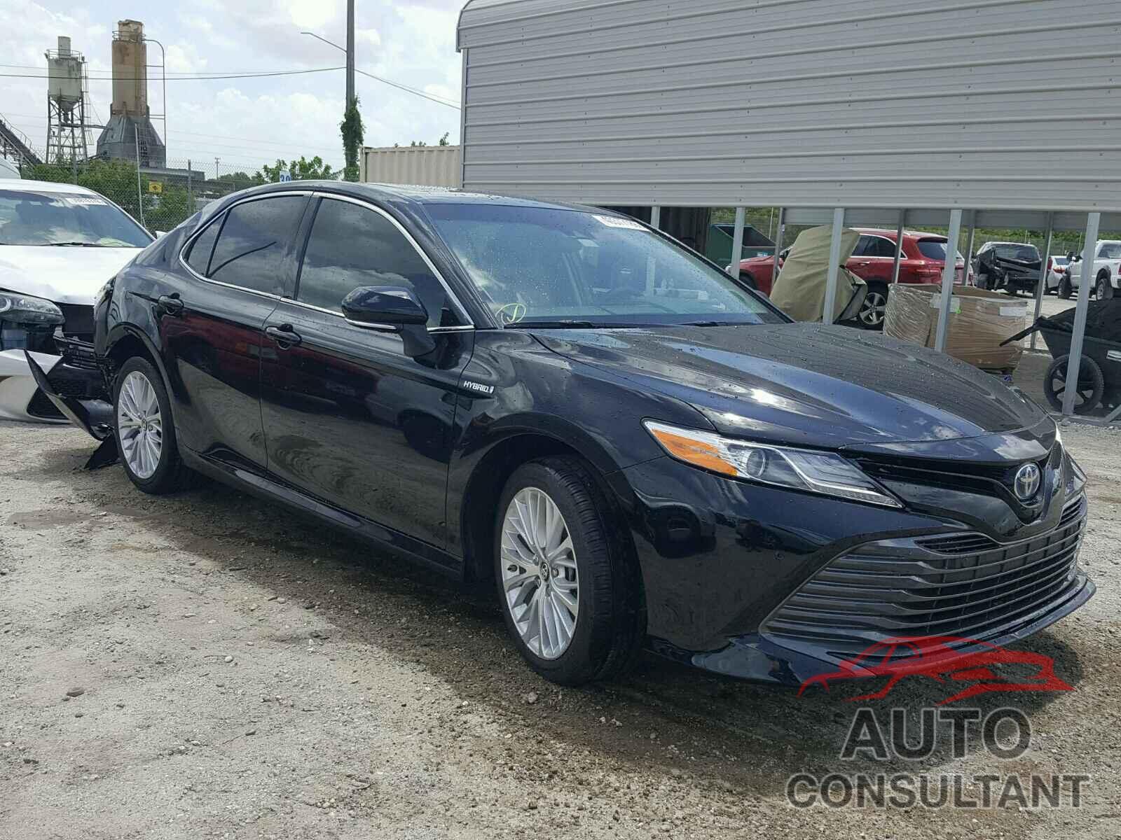 TOYOTA CAMRY 2018 - 4T1B21HK5JU502622