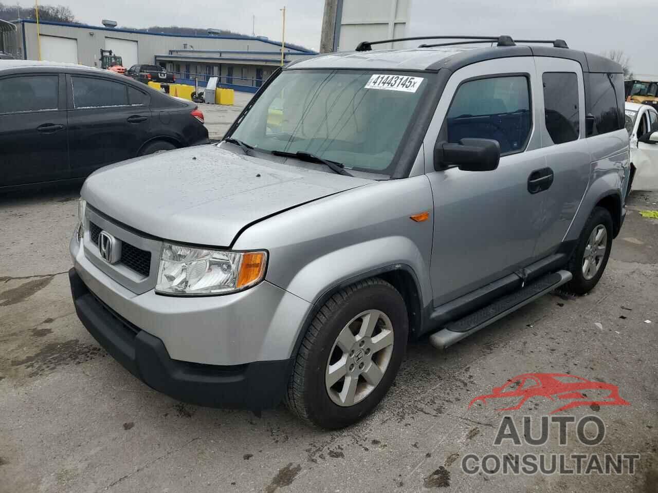 HONDA ELEMENT 2011 - 5J6YH1H72BL000760