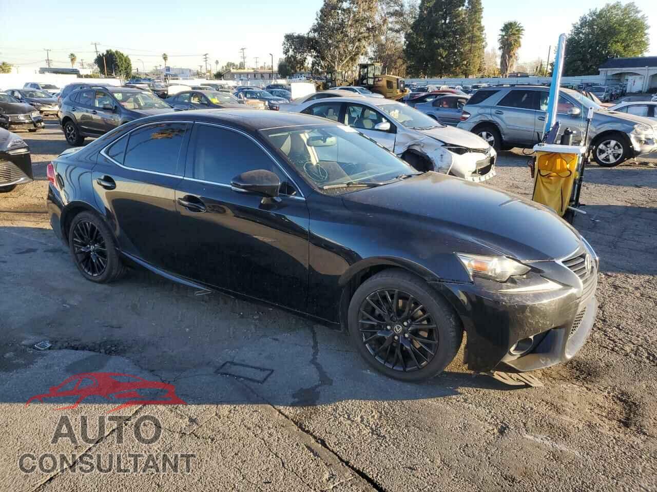 LEXUS IS 2015 - JTHBF1D27F5070792