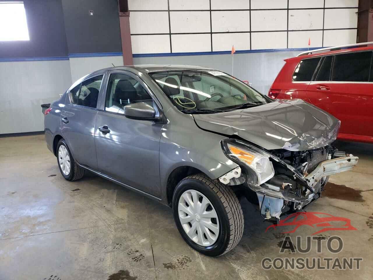 NISSAN VERSA 2018 - 3N1CN7AP7JL885713