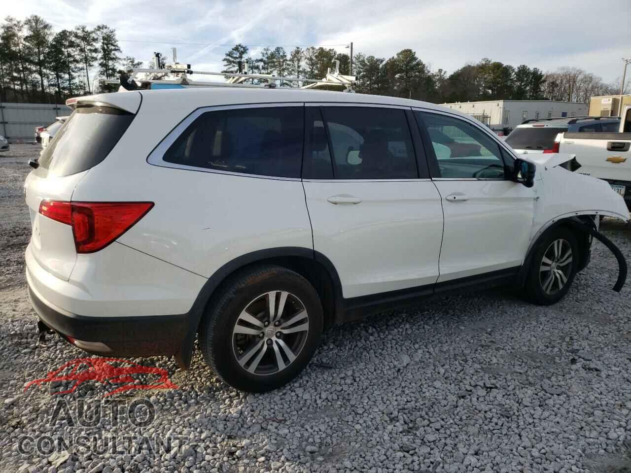 HONDA PILOT 2017 - 5FNYF5H86HB040105