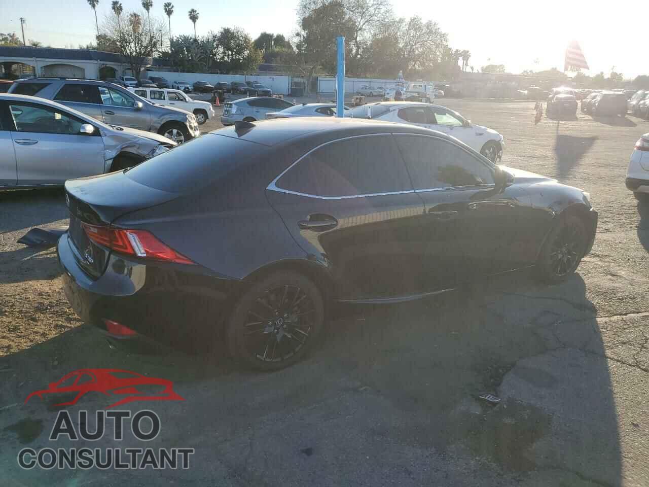 LEXUS IS 2015 - JTHBF1D27F5070792