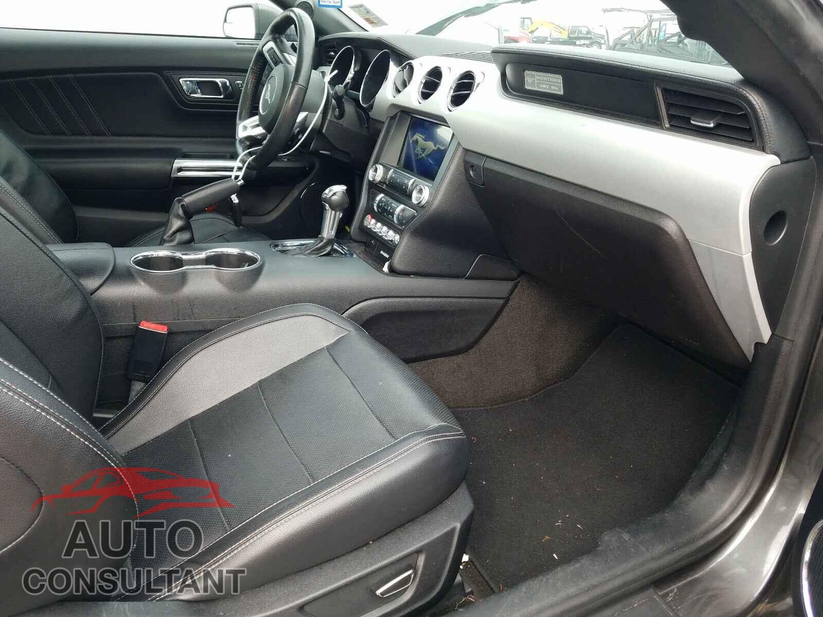 FORD MUSTANG 2017 - 1FA6P8TH8H5293012