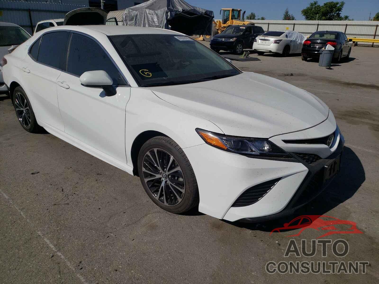 TOYOTA CAMRY 2019 - 4T1B11HK8KU831979