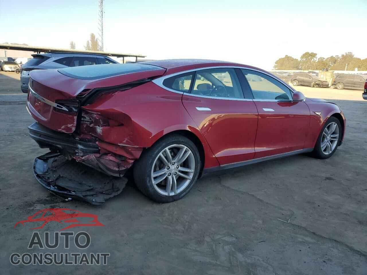 TESLA MODEL S 2013 - 5YJSA1ACXDFP10146