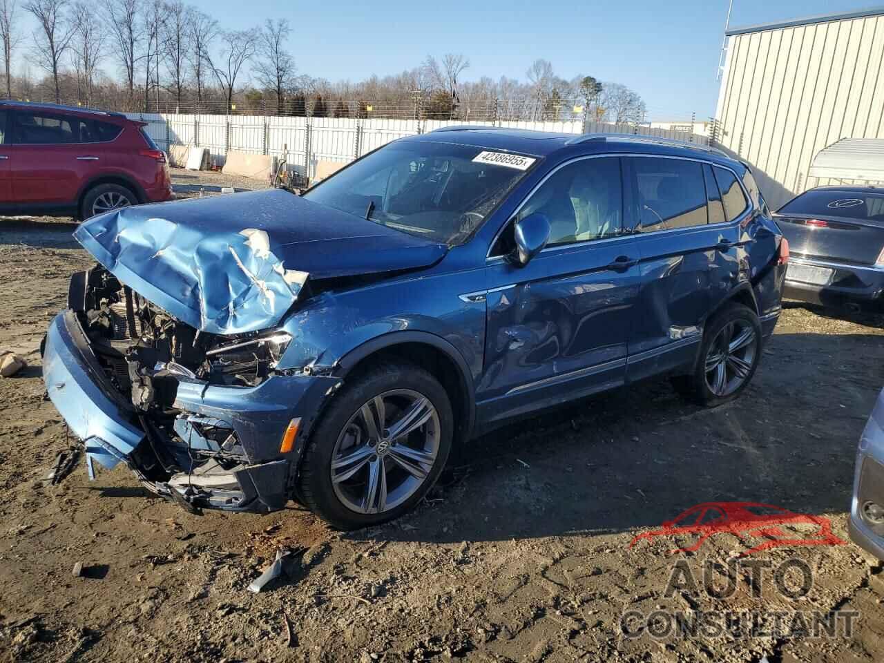 VOLKSWAGEN TIGUAN 2018 - 3VV2B7AX3JM205657