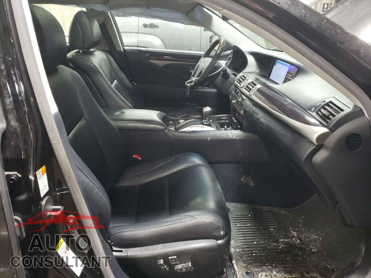LEXUS LS460 2016 - JTHCL5EF2G5027355