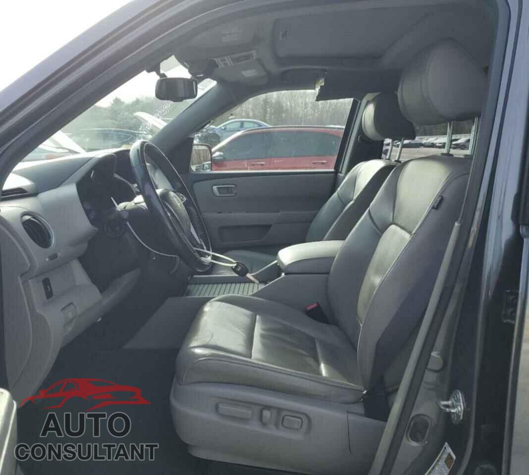 HONDA PILOT 2013 - 5FNYF4H52DB046784