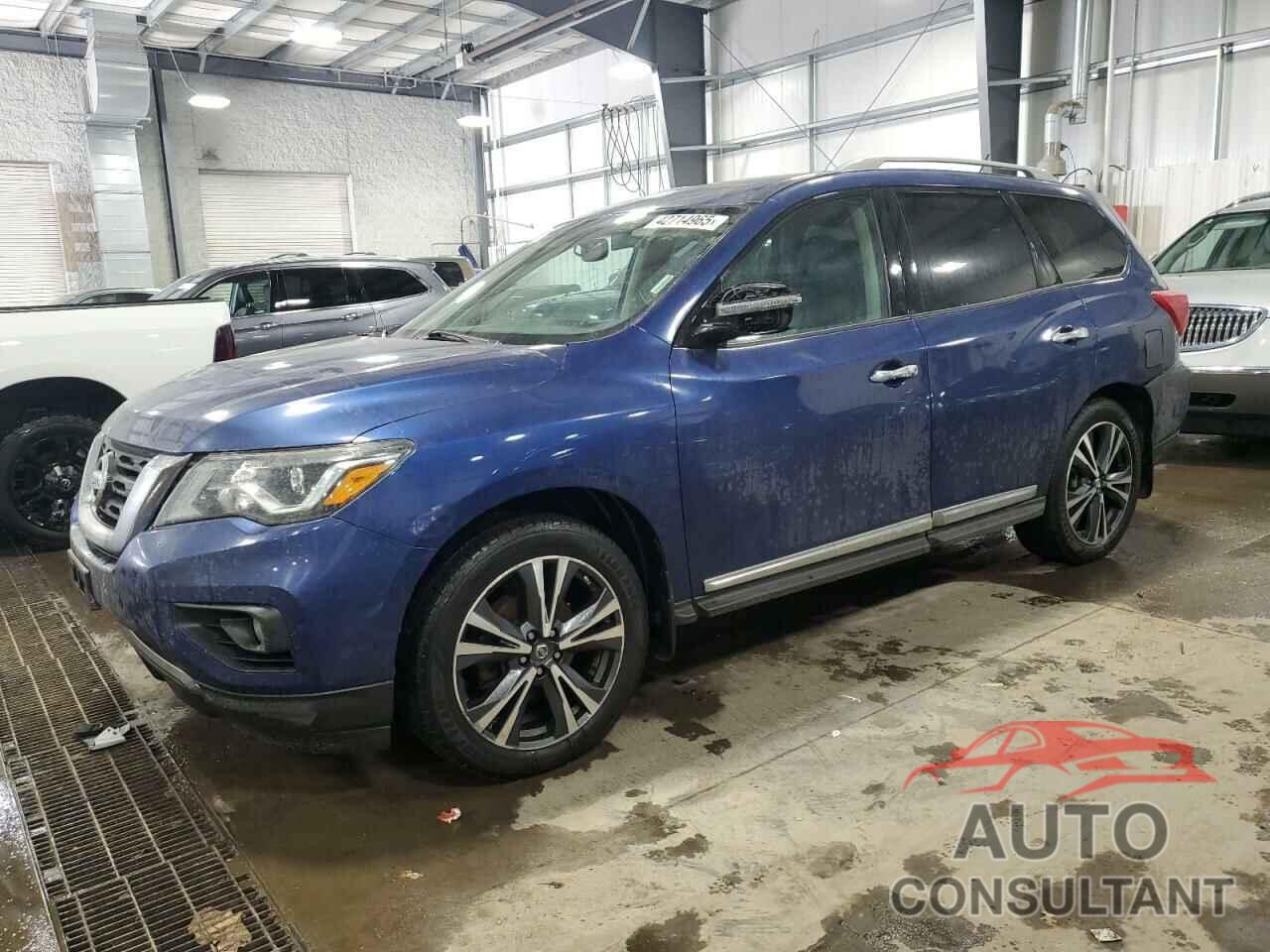 NISSAN PATHFINDER 2017 - 5N1DR2MM1HC641910