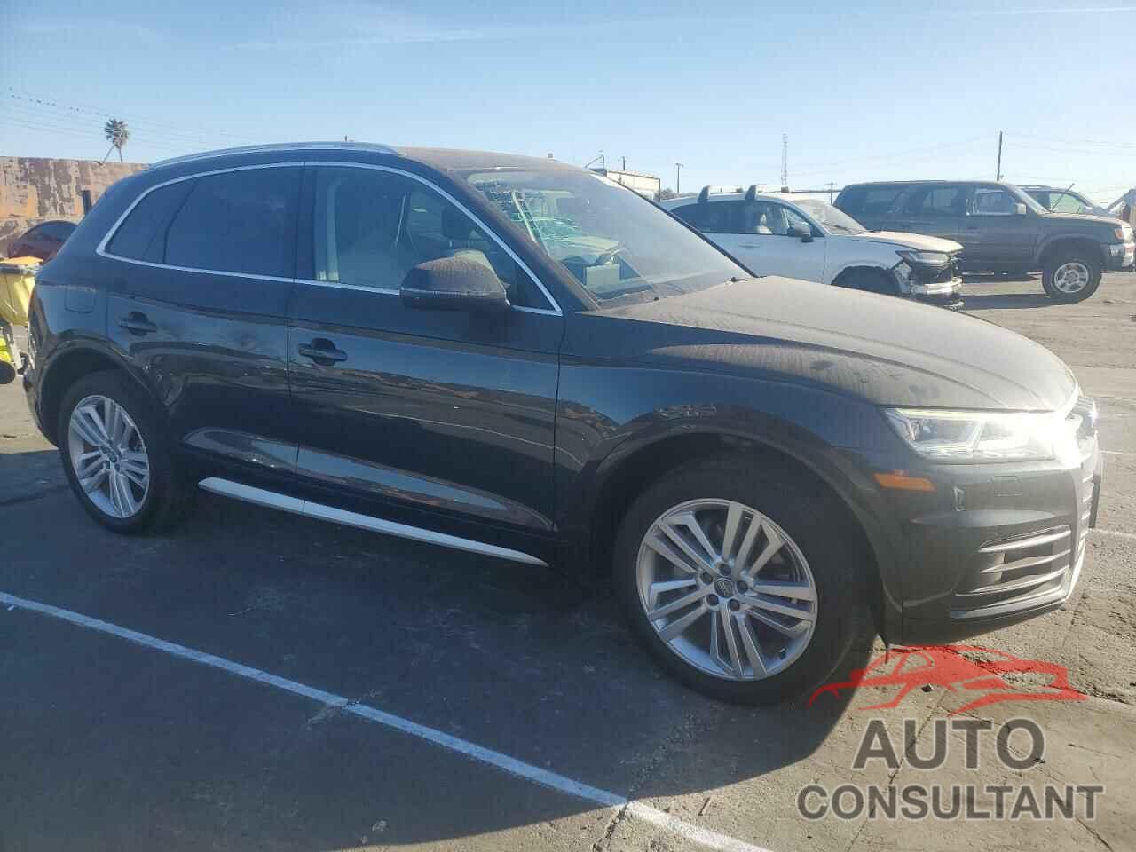 AUDI Q5 2018 - WA1BNAFY0J2117462