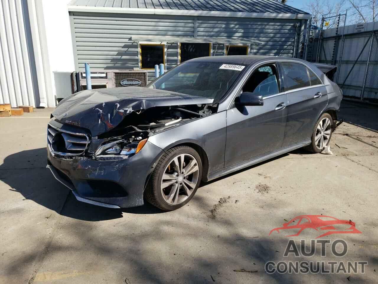 MERCEDES-BENZ E-CLASS 2014 - WDDHF5KB5EB033882
