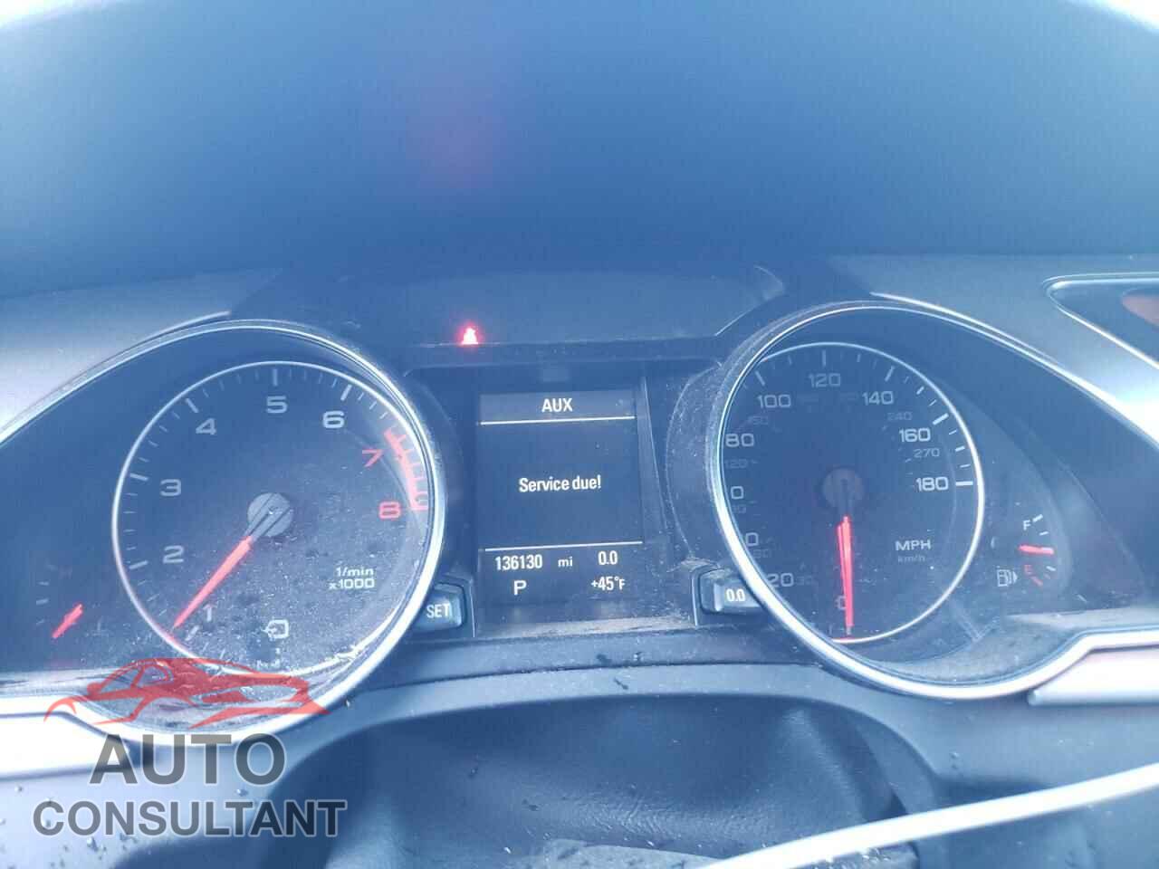 AUDI A5 2011 - WAULFAFR0BA084970