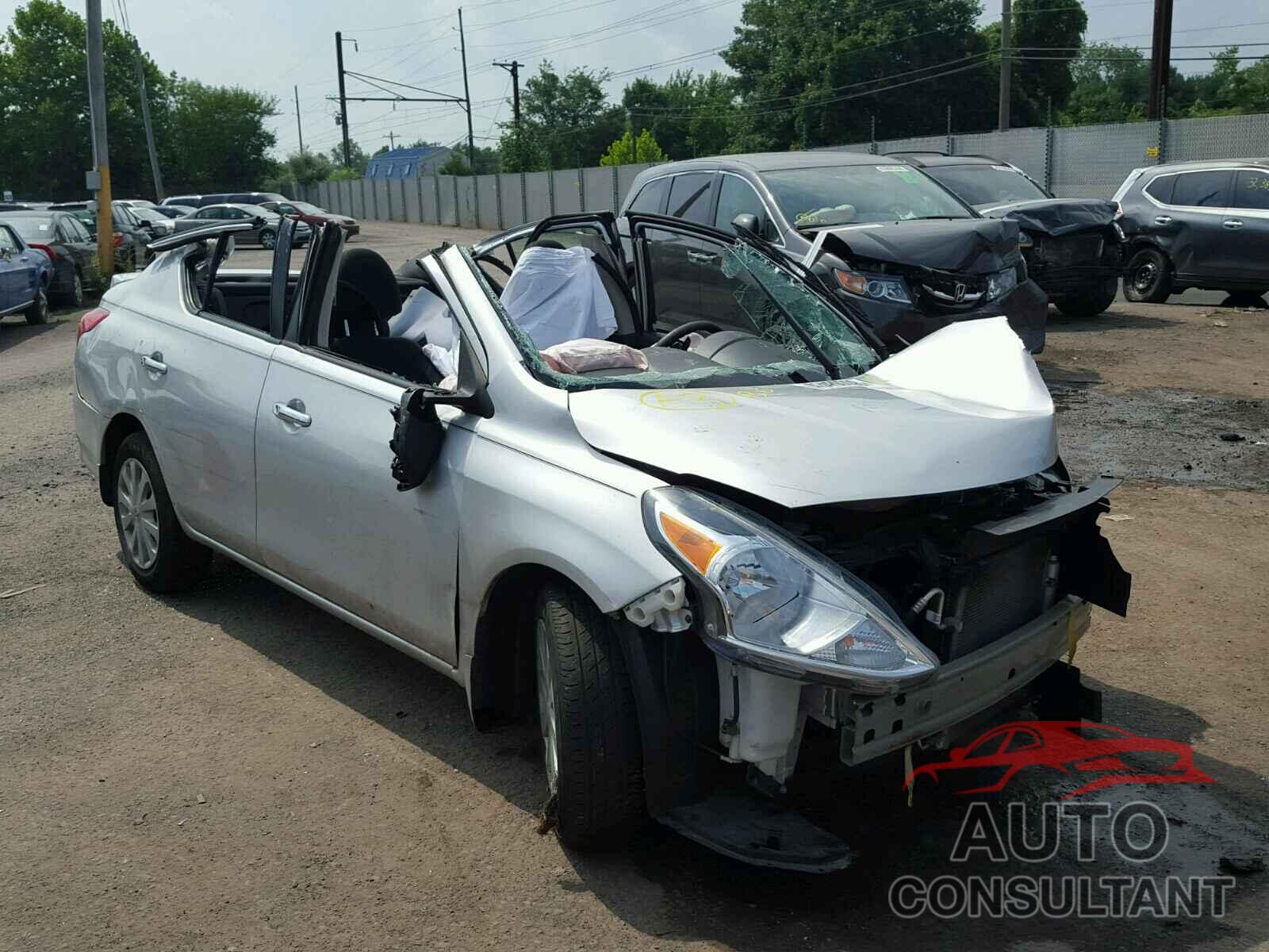 NISSAN VERSA 2015 - 3N1CN7AP3FL955263