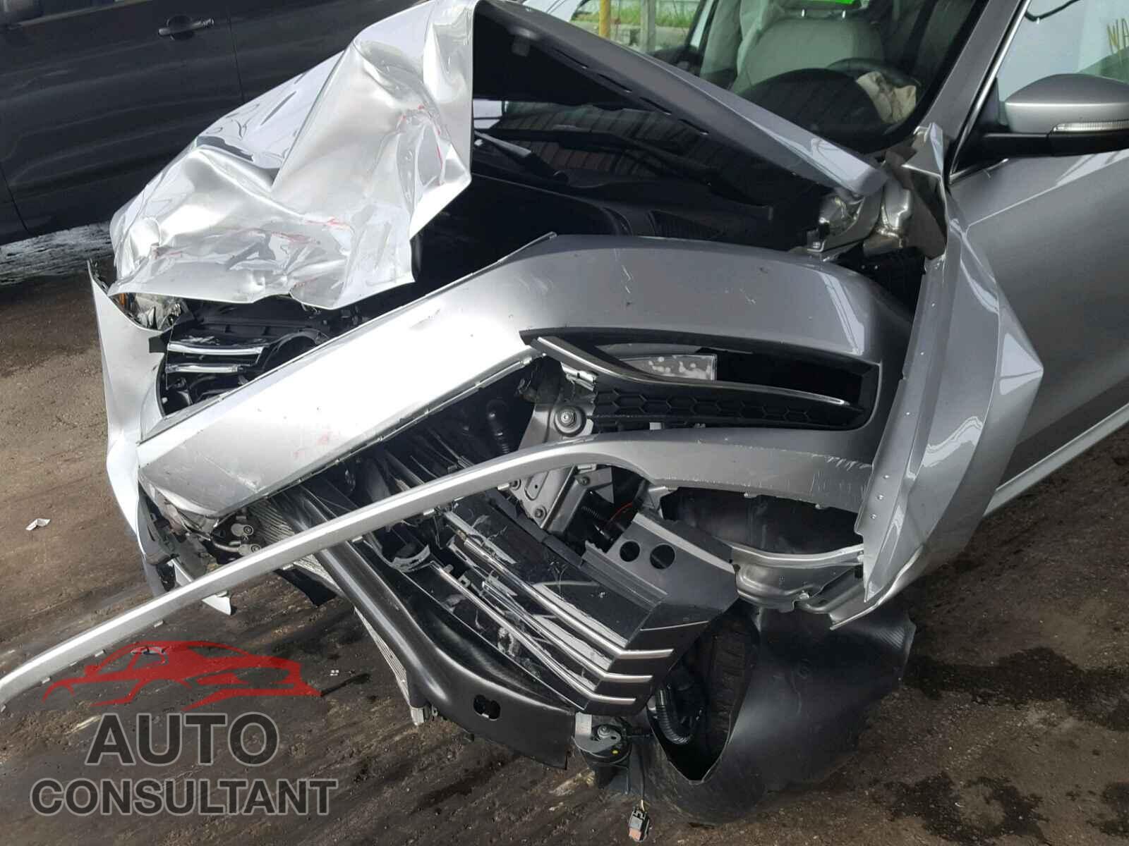 VOLKSWAGEN PASSAT 2015 - 1VWAT7A37FC096484