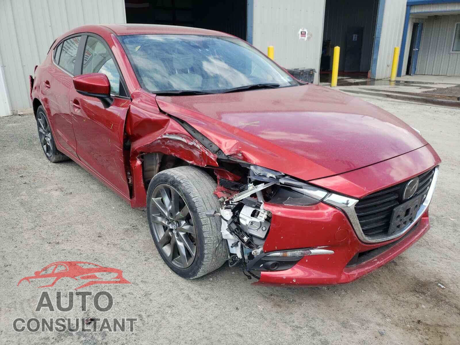 MAZDA 3 2018 - 3MZBN1M38JM181588