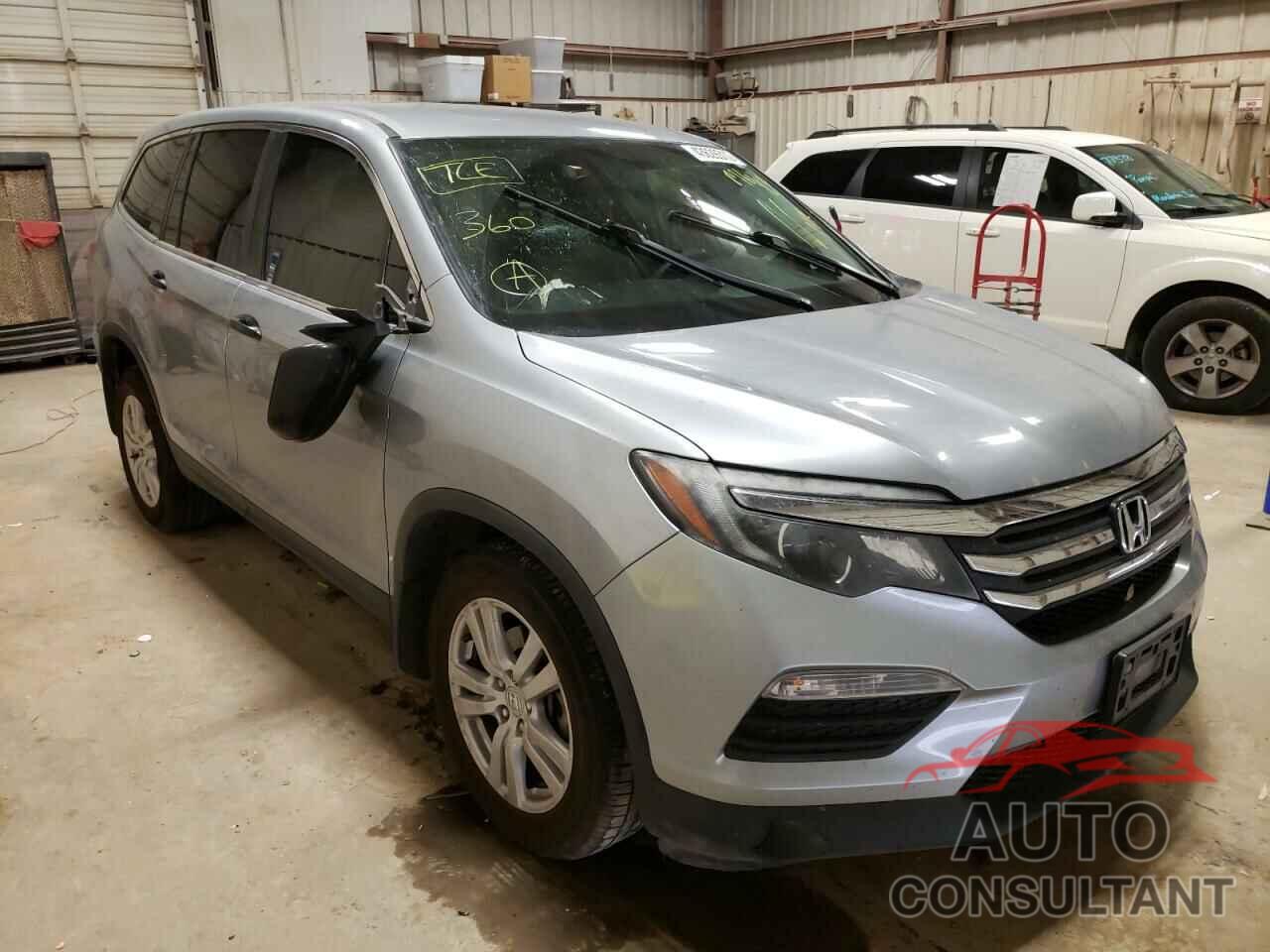 HONDA PILOT 2017 - 5FNYF5H15HB040888