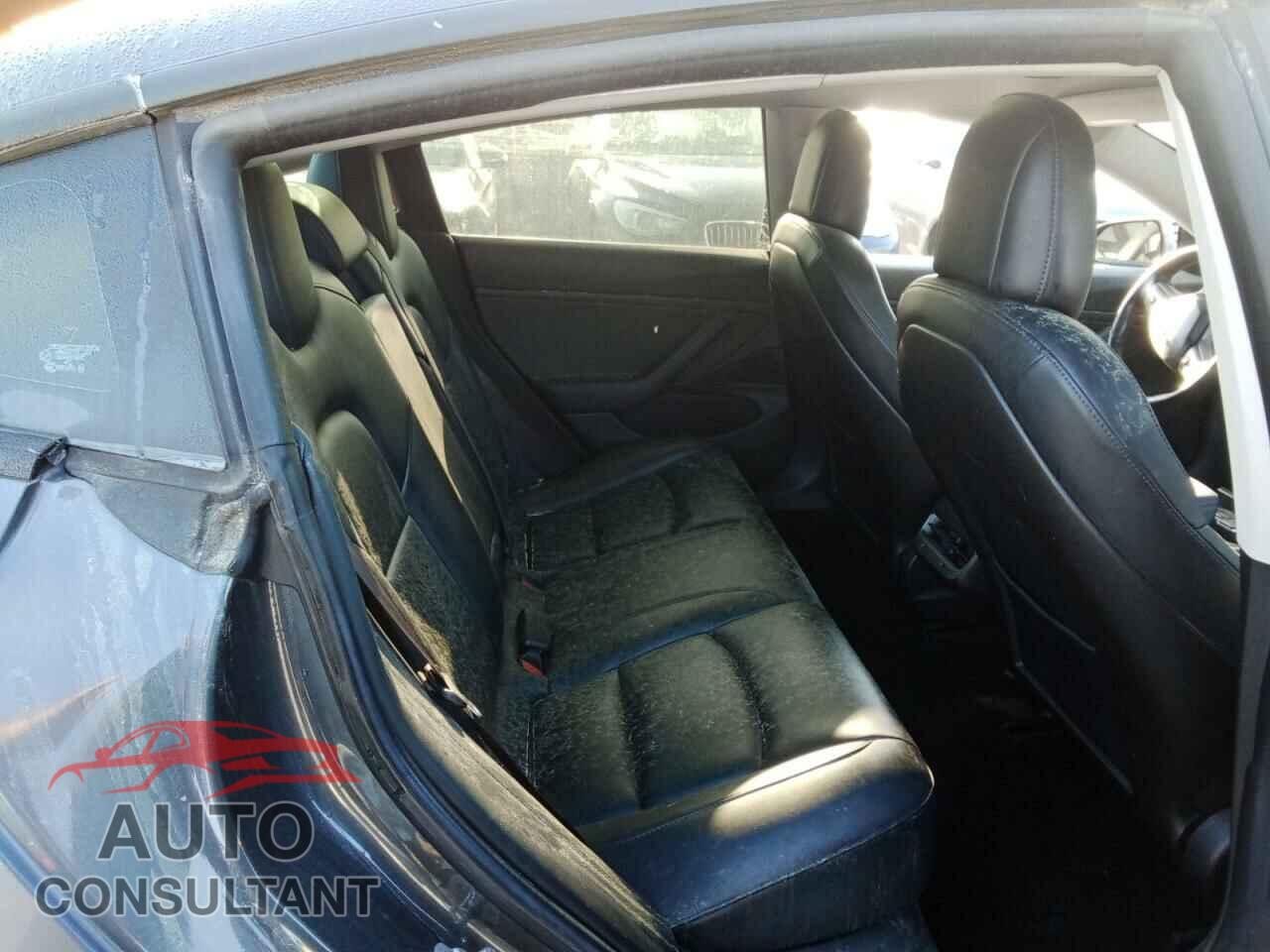 TESLA MODEL 3 2018 - 5YJ3E1EA2JF042100