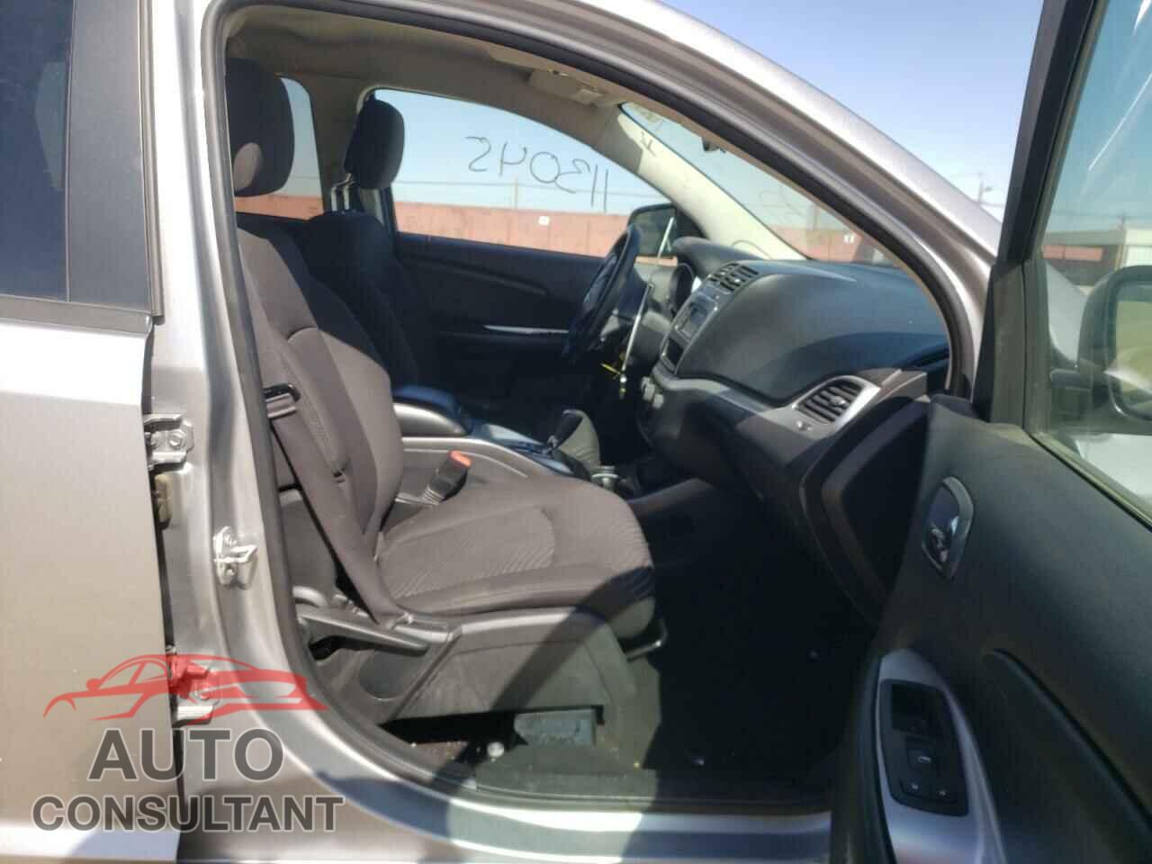 DODGE JOURNEY 2017 - 3C4PDCBG0HT576622