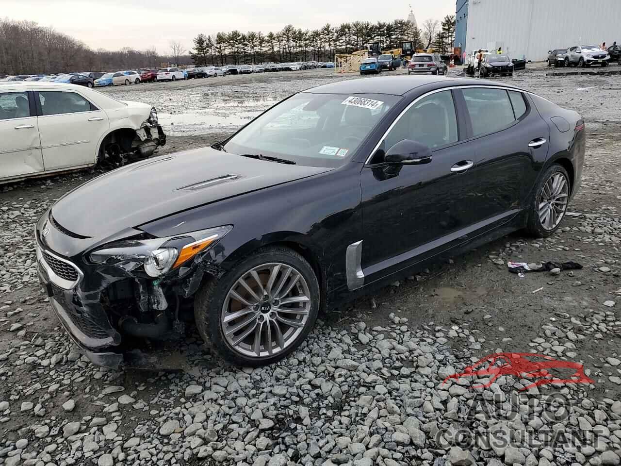 KIA STINGER 2018 - KNAE15LA2J6017351