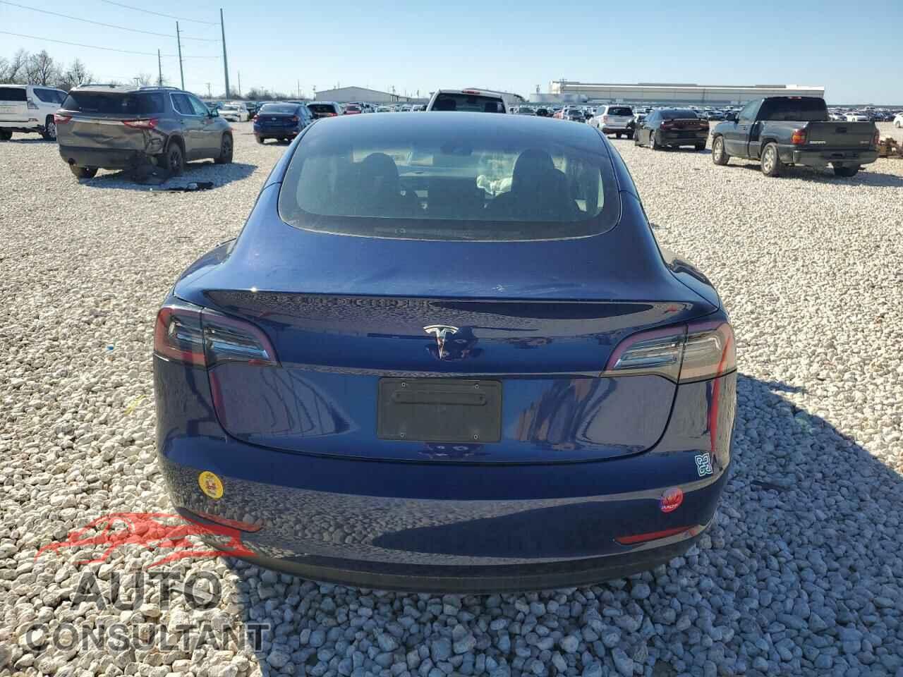 TESLA MODEL 3 2023 - 5YJ3E1EA3PF492573