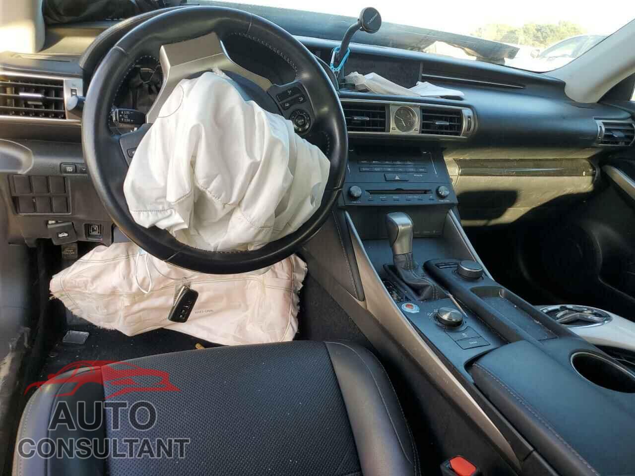 LEXUS IS 2015 - JTHBF1D21F5072103