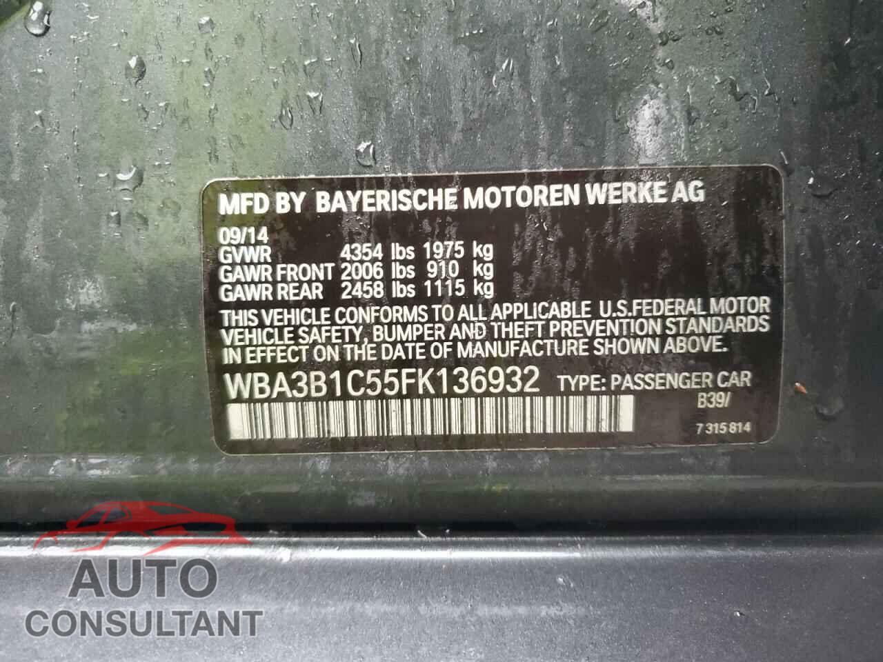 BMW 3 SERIES 2015 - WBA3B1C55FK136932