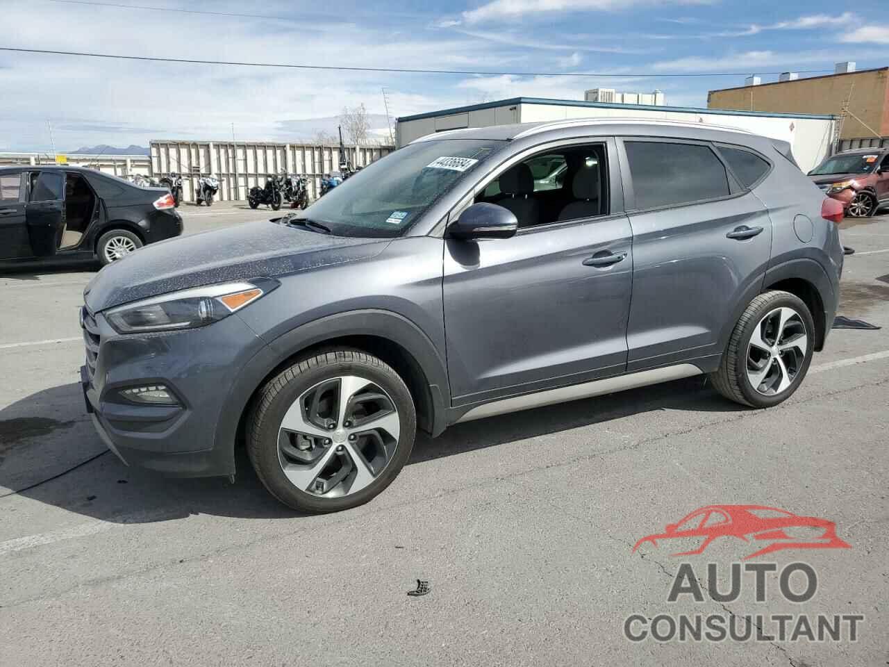 HYUNDAI TUCSON 2018 - KM8J3CAL8JU805238