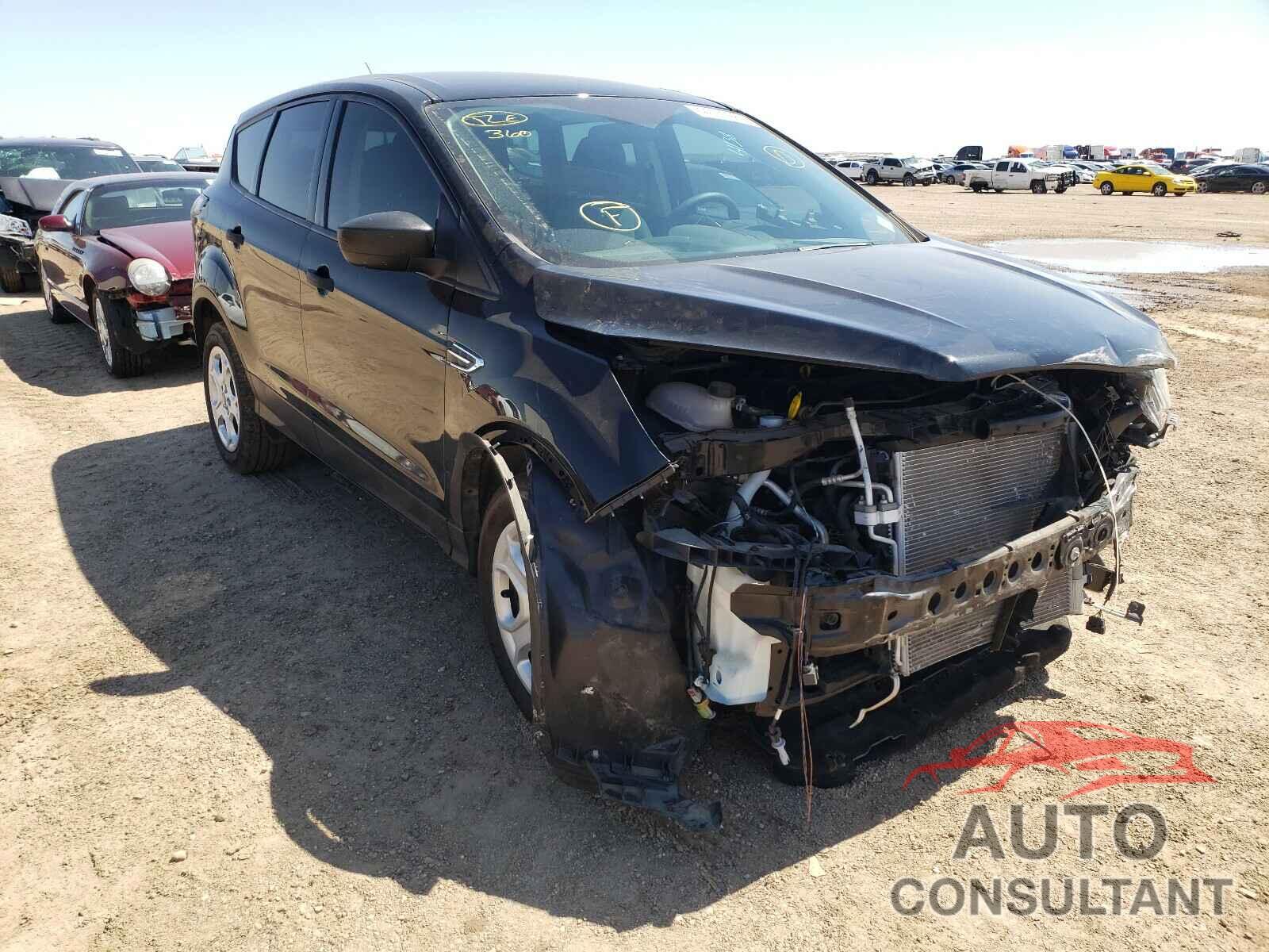 FORD ESCAPE 2017 - 1FMCU0F79HUD40138