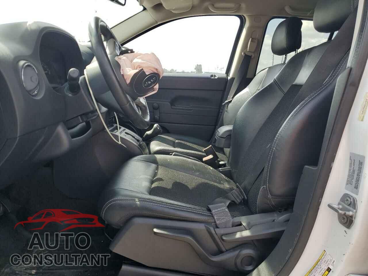 JEEP COMPASS 2016 - 1C4NJCBA8GD775045