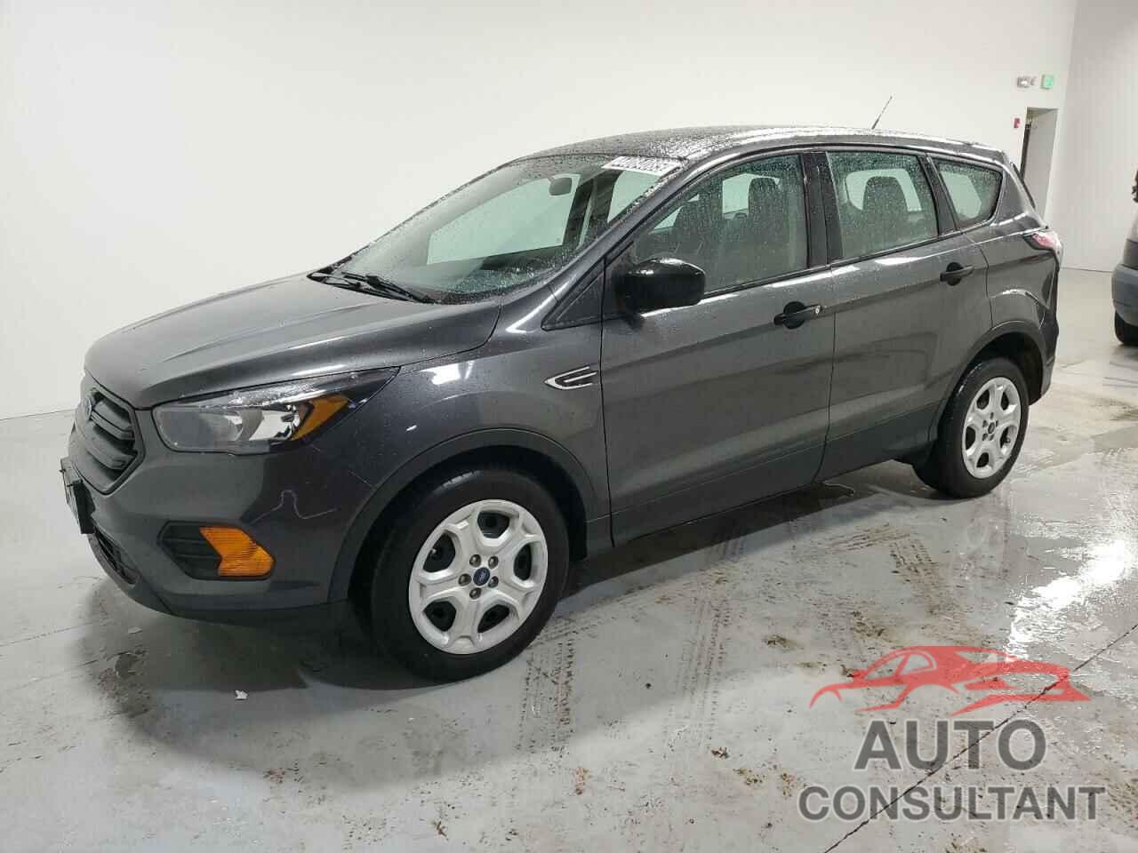 FORD ESCAPE 2018 - 1FMCU0F70JUD00925