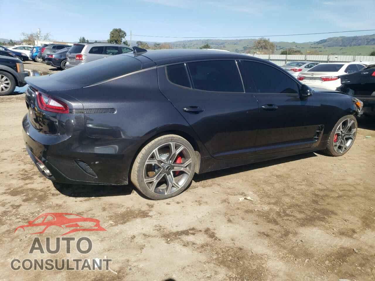 KIA STINGER 2018 - KNAE35LCXJ6029775