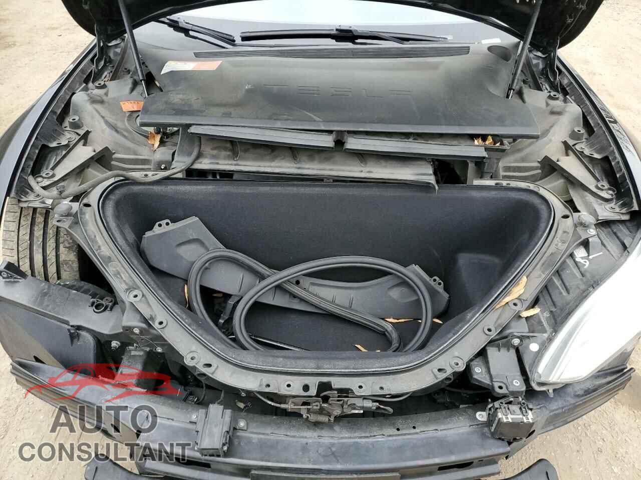 TESLA MODEL S 2016 - 5YJSA1E16GF158450