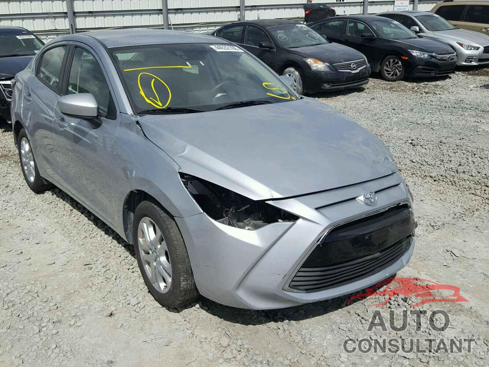 TOYOTA YARIS 2017 - 3MYDLBYV9HY176195