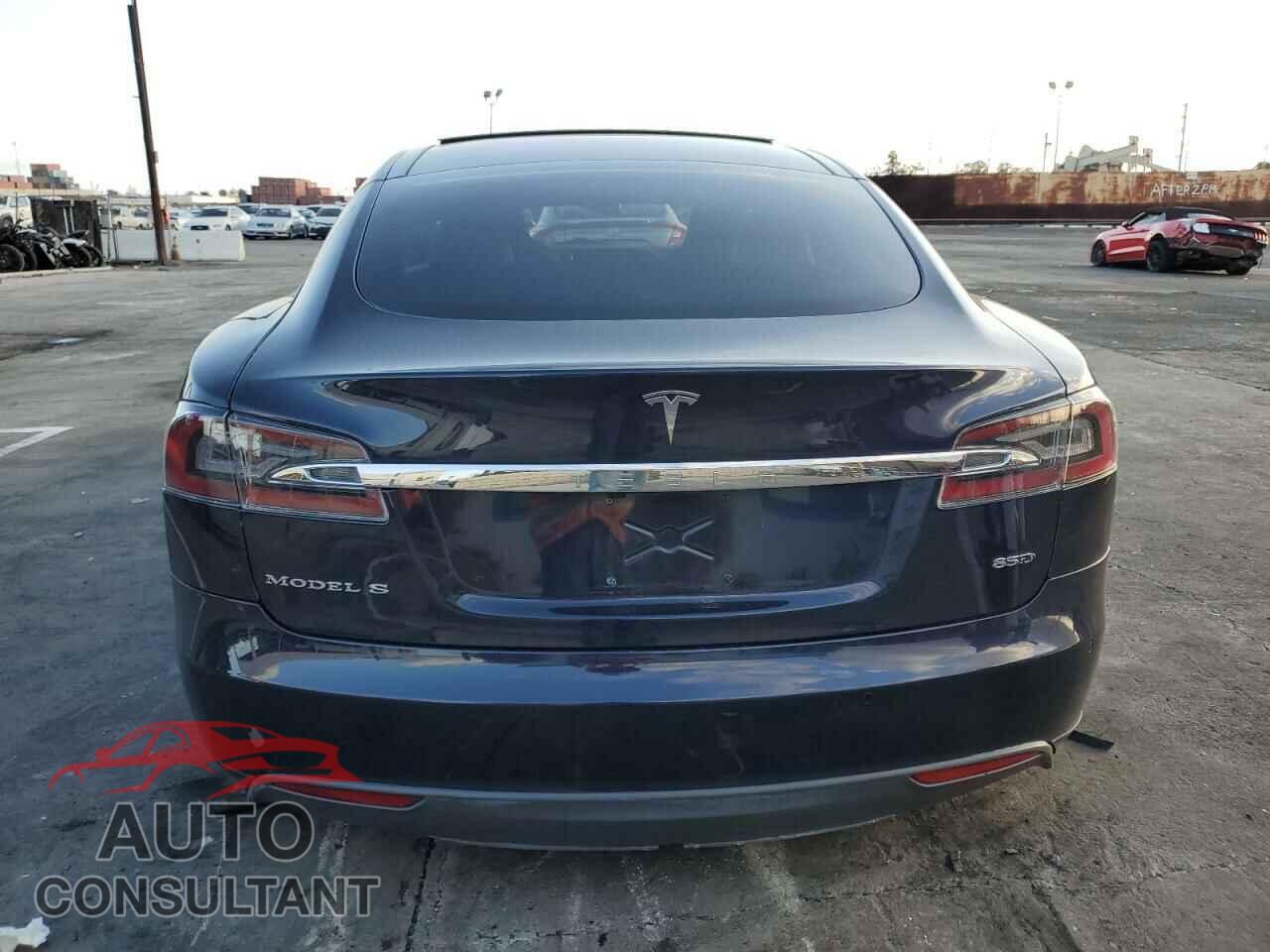 TESLA MODEL S 2015 - 5YJSA4H28FF091449