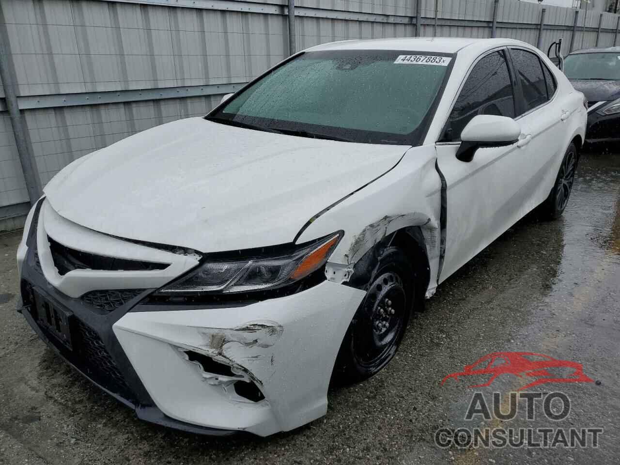 TOYOTA CAMRY 2018 - 4T1B11HKXJU635380