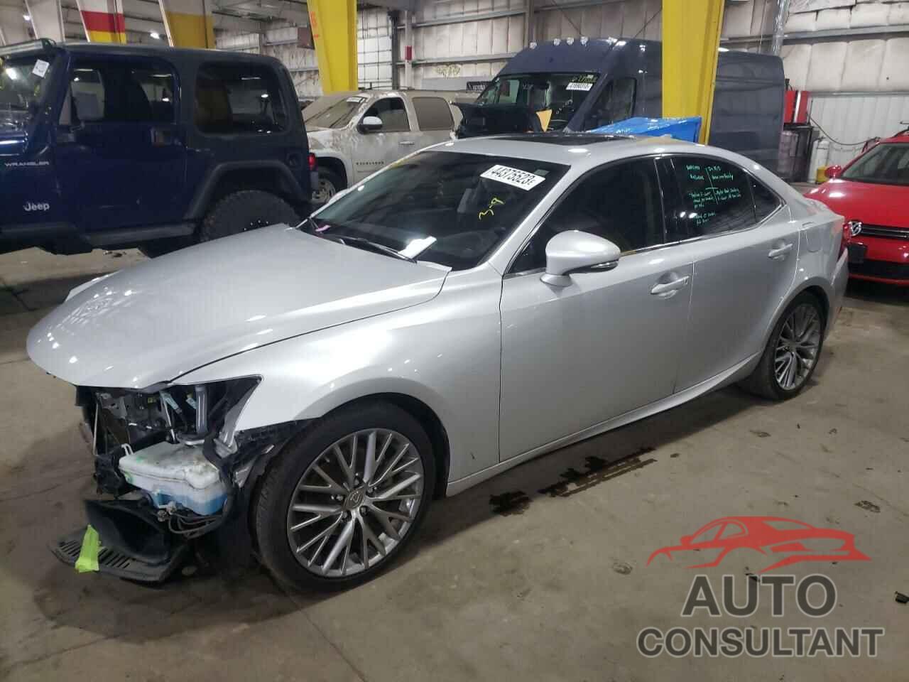 LEXUS IS 2015 - JTHCF1D20F5020482