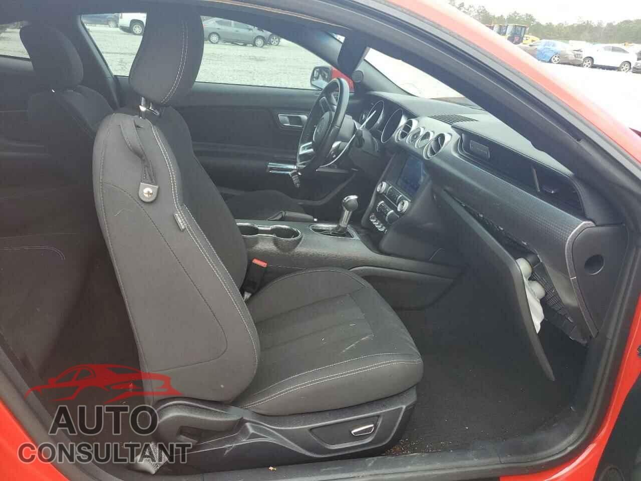 FORD MUSTANG 2019 - 1FA6P8CF7K5196244
