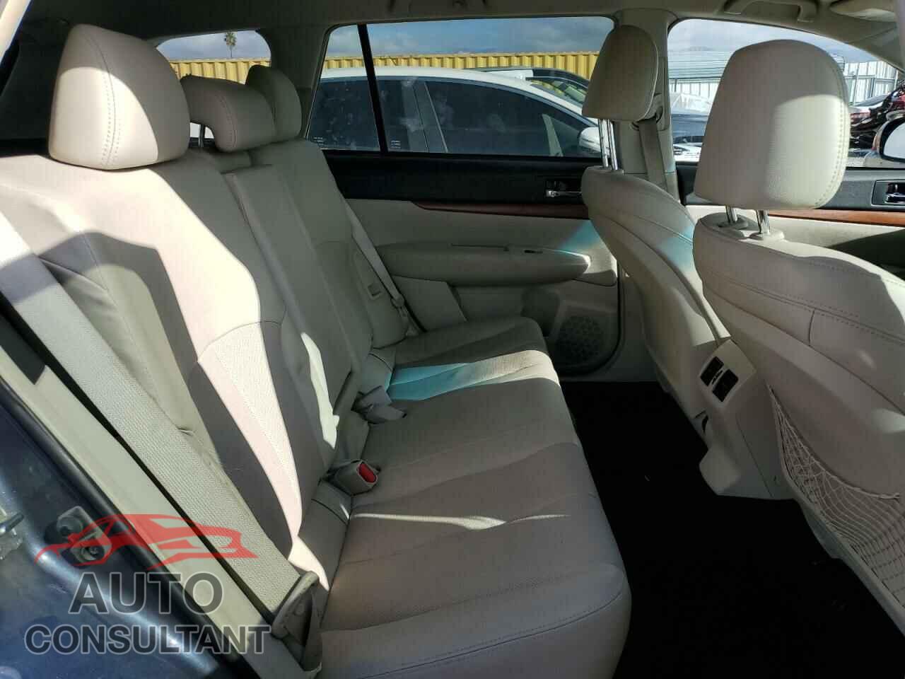 SUBARU OUTBACK 2014 - 4S4BRBLC9E3300394