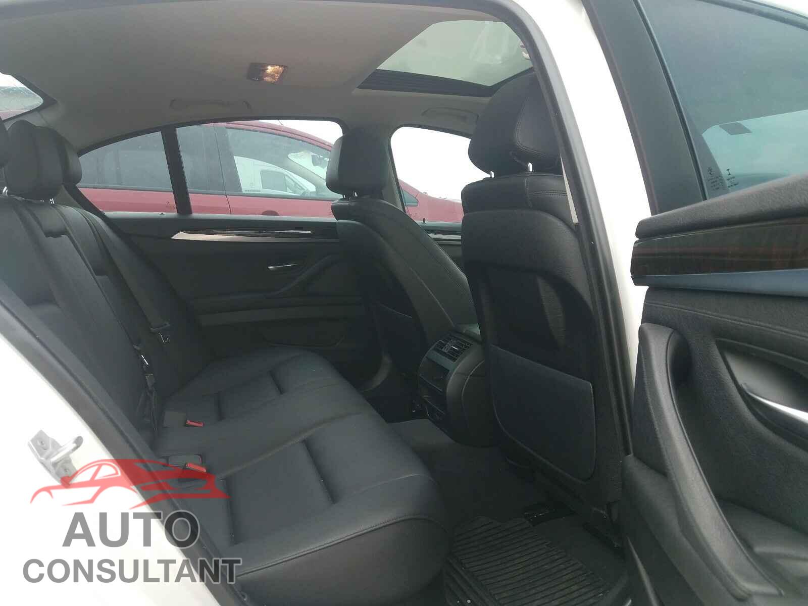 BMW 5 SERIES 2016 - WBA5A5C50GG347320